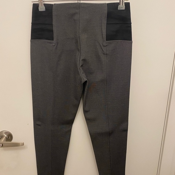 Dynamite Legging - Picture 2 of 2